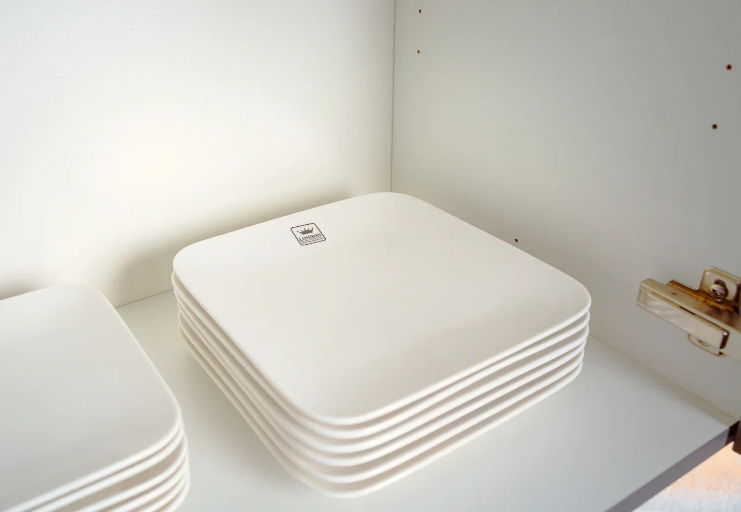 Porcelain Plate Set